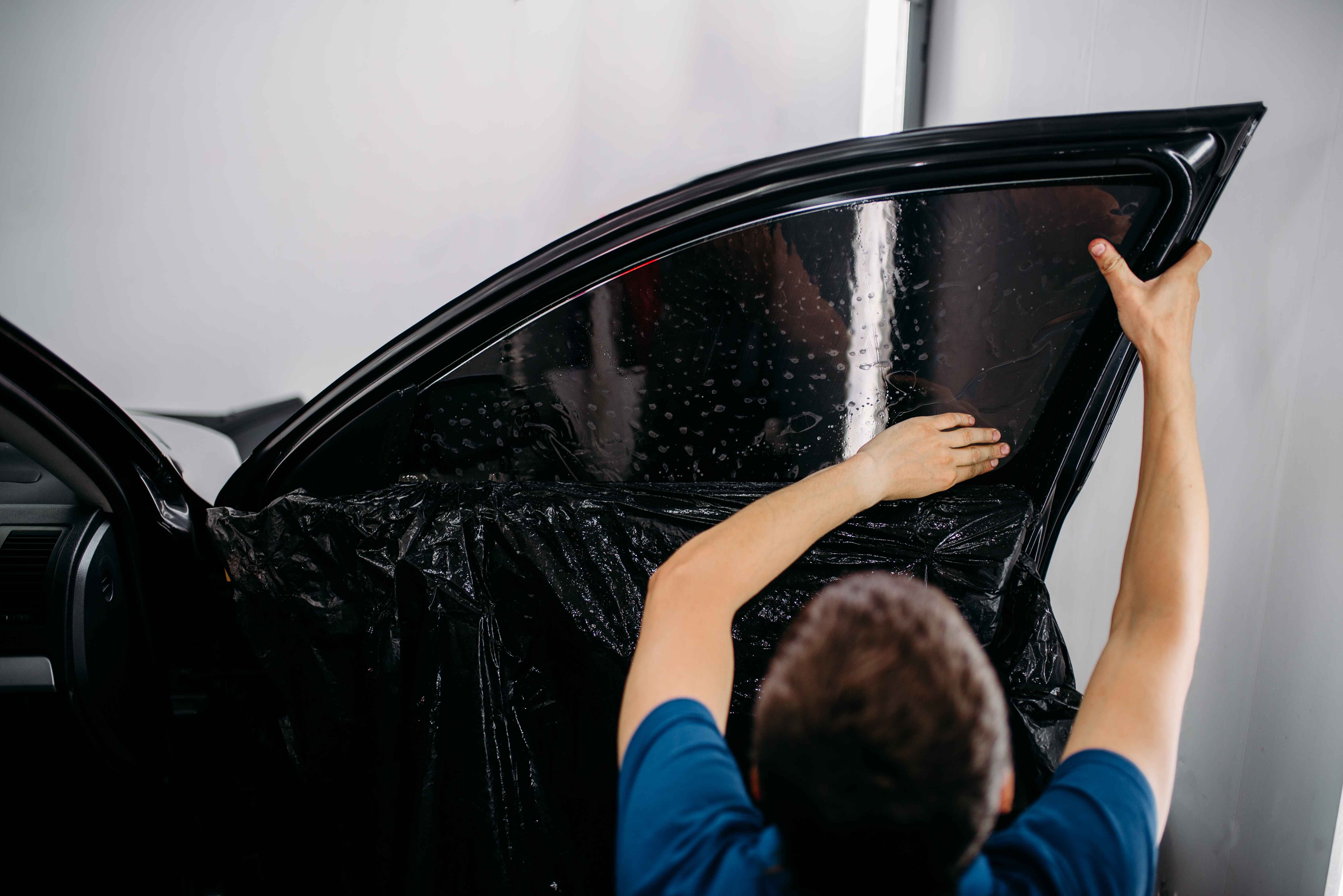 vehicle-window-tinting-specialist-install-window-tinting-film-install-ontario, CA